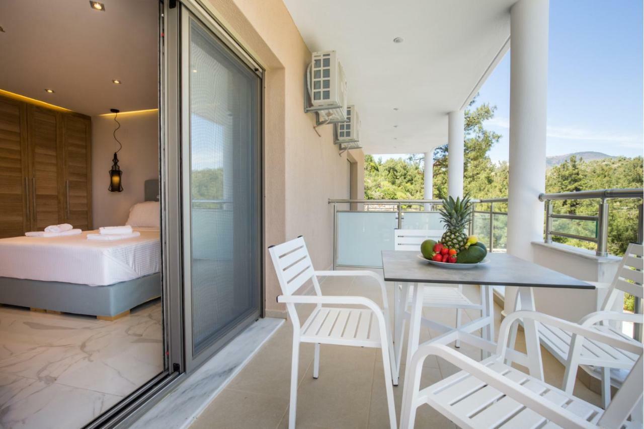 Meli Boutique Hotel ลิเมนาเรีย ภายนอก รูปภาพ